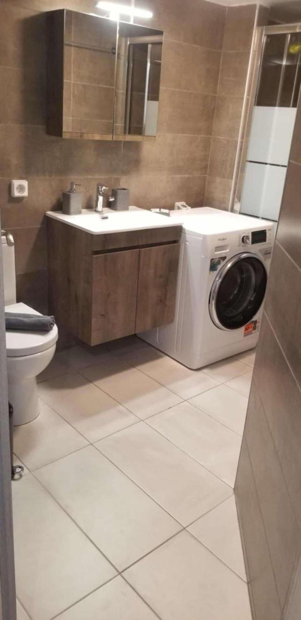 Areos Comfort Living Apartment - Alexandras Ave 72 雅典 外观 照片